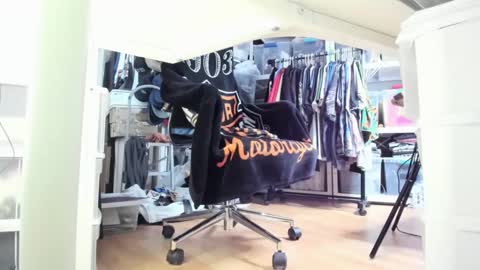 bisexualjay online show from 09/29/25, 07:19