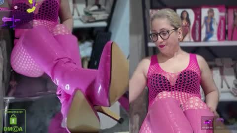 bisex woman online show from 02/13/26, 08:38