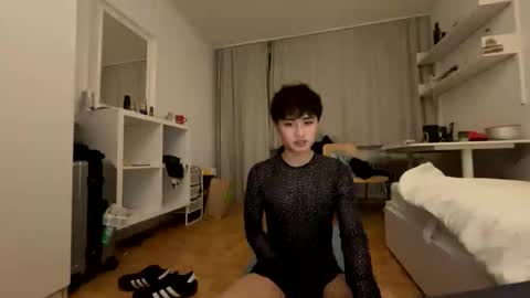 Snapshot of bitchie_bitch chatting on 01/08/26, 07:05 Lou online show from 01/08/26, 07:05