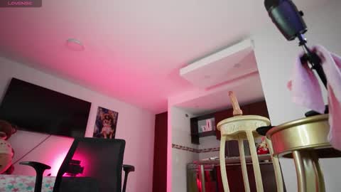 bitchysalome online show from 10/09/25, 01:31