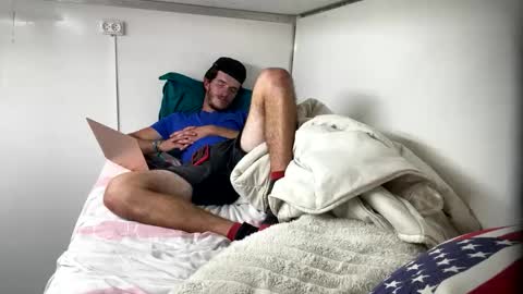 bitedeforain online show from 09/16/25, 10:33