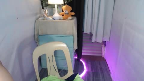 alex online show from 09/09/25, 04:39