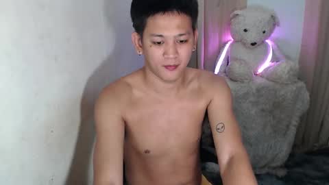 alex online show from 10/22/25, 04:18