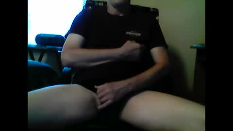 Snapshot of bjfisher chatting on 10/07/25, 06:49 bjfisher online show from 10/07/25, 06:49