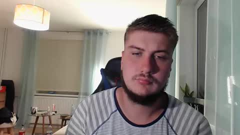 bjguyhugecock online show from 06/10/26, 10:08