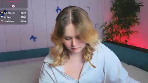 Julia online show from 02/03/26, 02:53