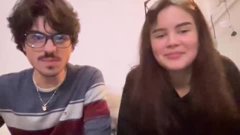 Snapshot of bkws985 chatting on 10/23/25, 01:05 bkws985 online show from 10/23/25, 01:05