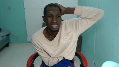 maquina online show from 12/01/25, 01:16