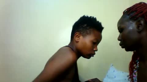 Snapshot of black_divas1 chatting on 02/19/26, 06:20 black_divas1 online show from 02/19/26, 06:20