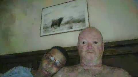 Snapshot of black_n_white4 chatting on 12/13/24, 11:06 black_n_white4 online show from 12/13/24, 11:06