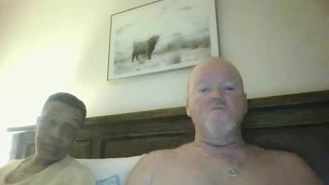 Snapshot of black_n_white4 chatting on 12/17/24, 10:34 black_n_white4 online show from 12/17/24, 10:34