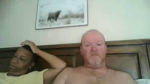 Snapshot of black_n_white4 chatting on 02/22/25, 10:42 black_n_white4 online show from 02/22/25, 10:42