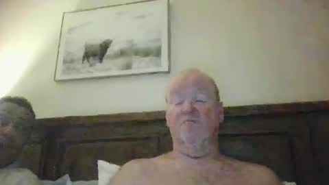 Snapshot of black_n_white4 chatting on 12/19/25, 11:50 black_n_white4 online show from 12/19/25, 11:50