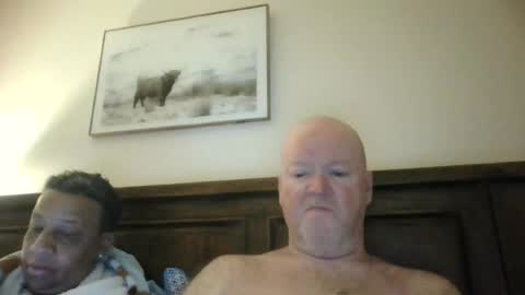 black_n_white4 online show from 08/08/26, 10:23