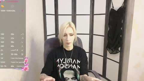 Emily online show from 04/19/26, 08:24