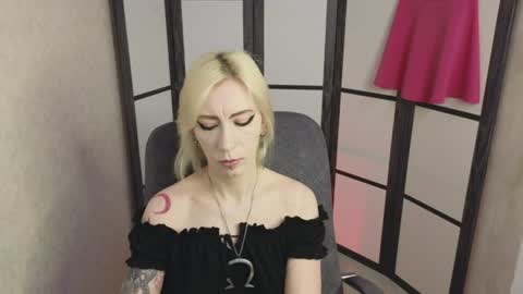 Emily online show from 06/11/26, 08:23