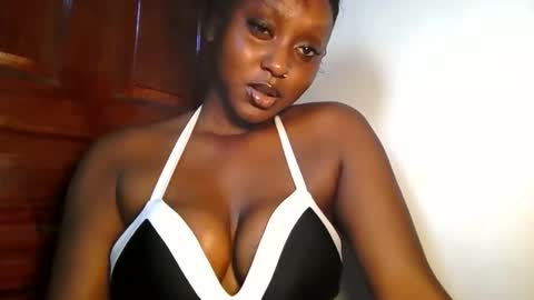 Snapshot of black_paanther chatting on 05/20/26, 10:21 black_paanther online show from 05/20/26, 10:21