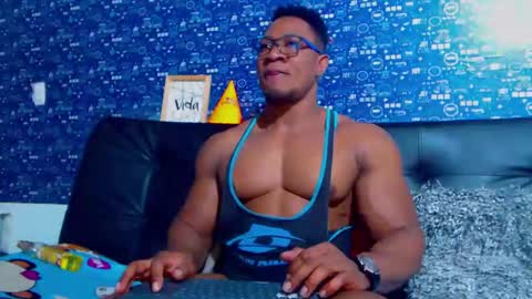 duglas online show from 10/26/25, 08:59