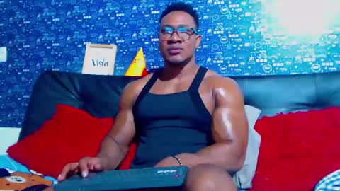 duglas online show from 12/21/25, 12:18