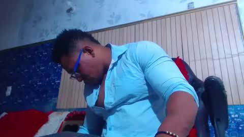 duglas online show from 03/18/26, 06:22