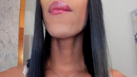 Nina online show from 12/05/24, 01:38