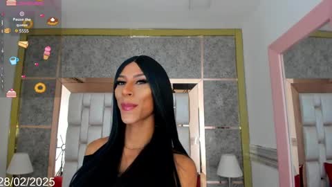 Nina online show from 02/28/25, 12:42