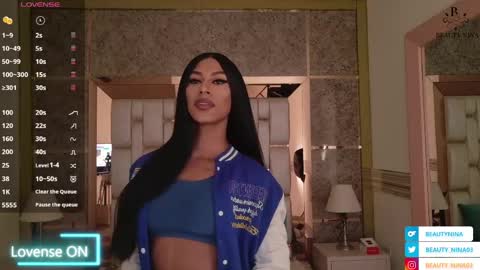 Nina online show from 04/14/26, 01:17