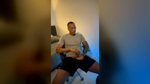 DWAYNE BELL online show from 07/08/26, 03:22