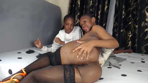 Aysher online show from 11/04/25, 01:38