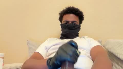 Snapshot of blackdaddy49 chatting on 12/18/25, 05:08 blackdaddy49 online show from 12/18/25, 05:08