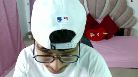 Snapshot of blackfox_desire chatting on 05/08/26, 06:35 mateo online show from 05/08/26, 06:35