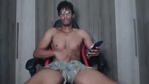 Snapshot of blackguy720 chatting on 12/01/24, 09:26 Blackguy720 online show from 12/01/24, 09:26