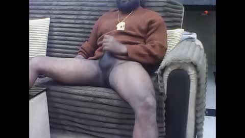 Snapshot of blackhammer0055 chatting on 11/15/25, 02:46 Blackhammer online show from 11/15/25, 02:46