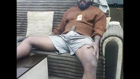 Snapshot of blackhammer0055 chatting on 12/04/25, 02:04 Blackhammer online show from 12/04/25, 02:04