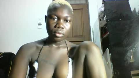 blackmarvel02 online show from 12/01/25, 04:06