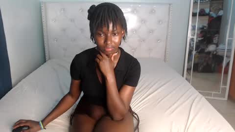 Snapshot of blackmelaninqueen chatting on 07/13/26, 11:46 Cleo online show from 07/13/26, 11:46