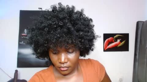 Smiley sylivia online show from 06/29/26, 10:59