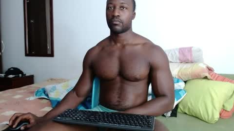 Snapshot of blacknikes chatting on 07/15/26, 11:48 Twtter 1MikeBeckford Onlyfns beckfordmike online show from 07/15/26, 11:48