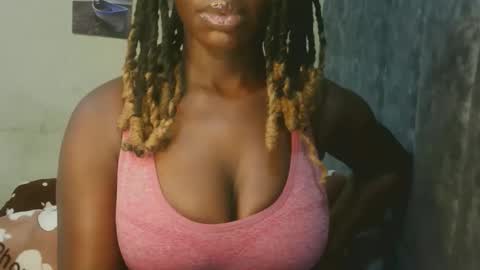 Snapshot of blackpearl60 chatting on 03/21/26, 04:06 blackpearl60 online show from 03/21/26, 04:06