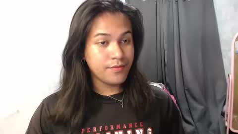 Ellez online show from 11/19/25, 06:41