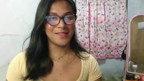 Ellez online show from 03/10/26, 08:14