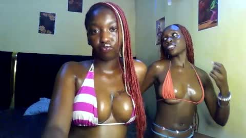 Snapshot of blackqueen2030 chatting on 03/13/26, 04:57 blackqueen2030 online show from 03/13/26, 04:57