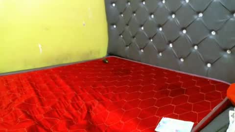 Brenda and Niffa online show from 01/10/25, 01:41