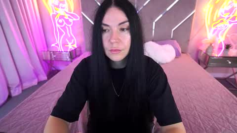 Snapshot of blacksilkqueen chatting on 11/27/25, 02:41 blacksilkqueen online show from 11/27/25, 02:41