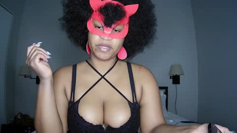 Queen Siren online show from 01/05/25, 03:11