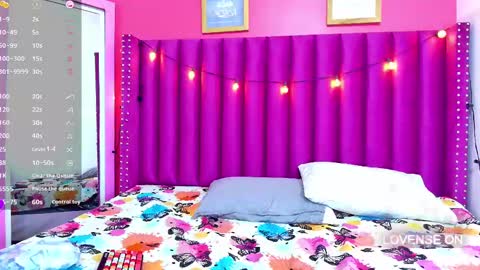 Snapshot of blacksweetiee chatting on 03/11/25, 06:43 Tifffany bllom online show from 03/11/25, 06:43