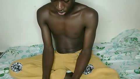 blacktwinkl online show from 04/07/26, 06:14