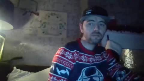 Snapshot of blackvswhite2022 chatting on 12/31/24, 11:28 blackvswhite2022 online show from 12/31/24, 11:28