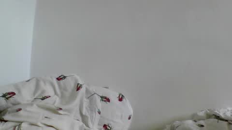 Snapshot of blackwidow05 chatting on 09/22/25, 10:06 Black Widow online show from 09/22/25, 10:06