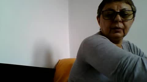 Snapshot of blackwidow05 chatting on 10/23/25, 08:46 Black Widow online show from 10/23/25, 08:46